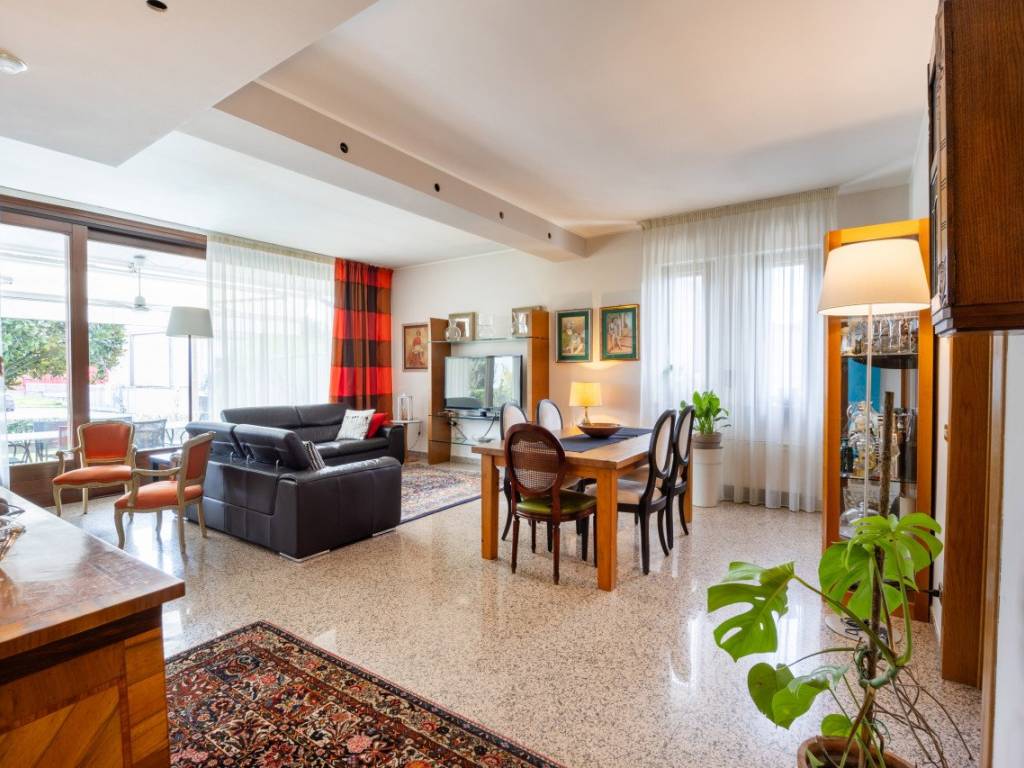 Villa a Arcole in via comparine 19 - Foto 2