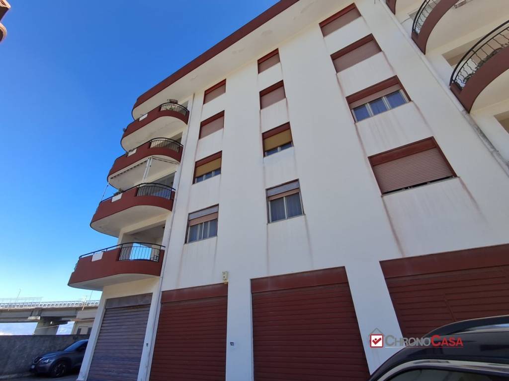 Appartamento a Messina in VIALE BERTUCCIO 1 - Foto 2