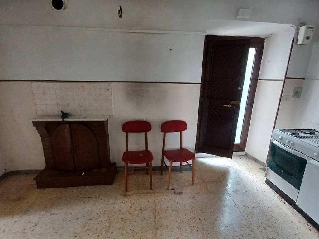 Appartamento a Maenza in Viale San Rocco - Foto 2