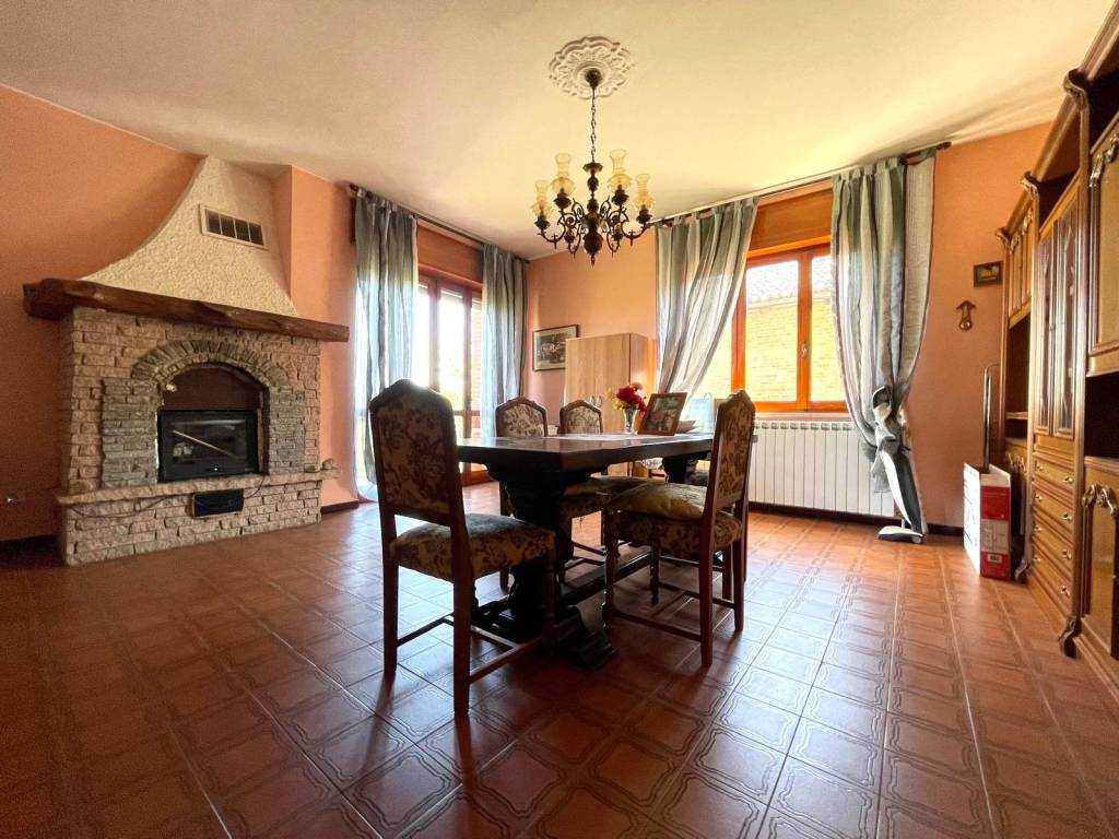 Villa a Canale in Via Monteu Roero - Foto 4
