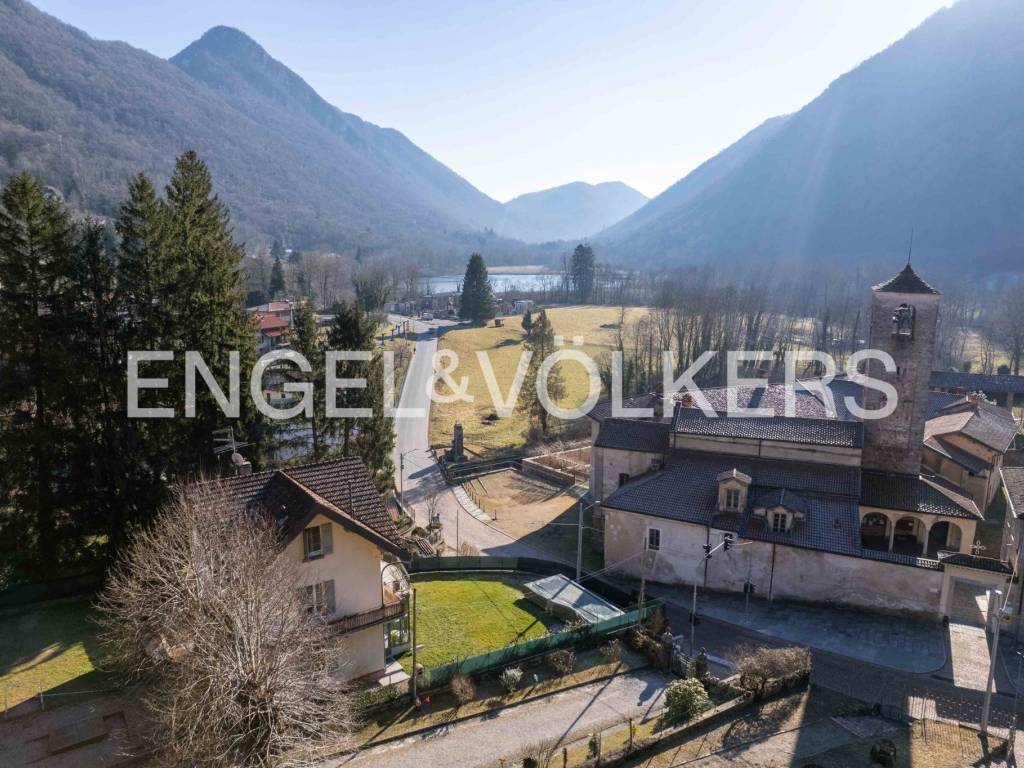 Villa a Valganna in Via Ugo Perego - Foto 3