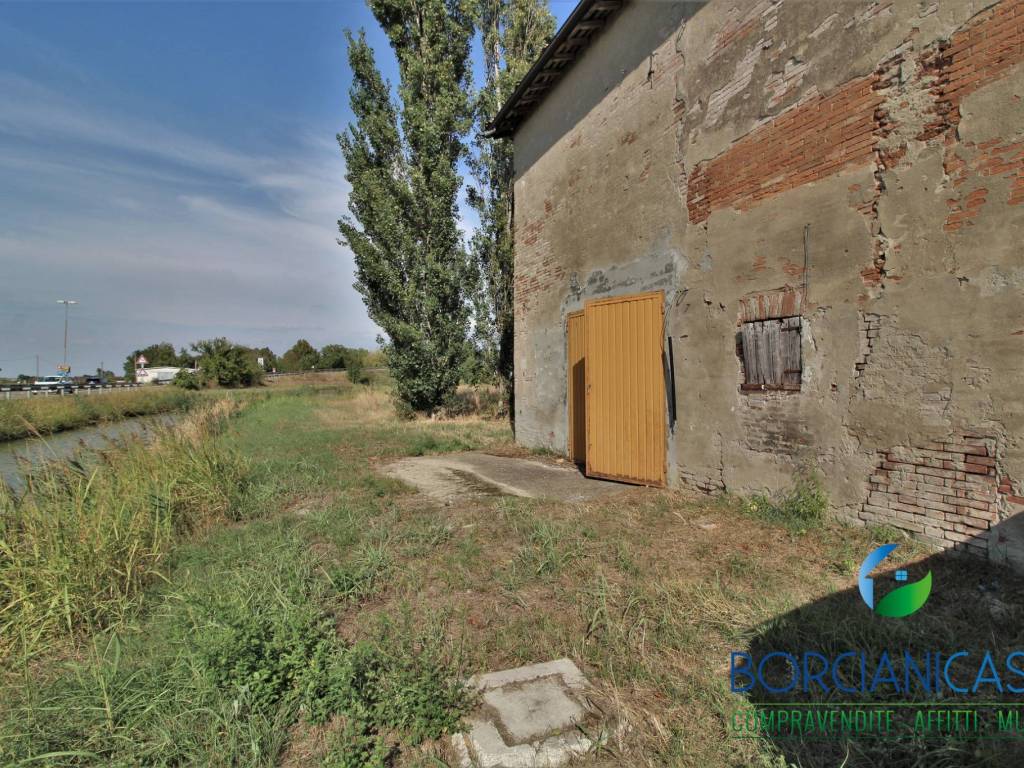 Rustico / casale a Campogalliano in Via Canale Carpi, 58 - Foto 2