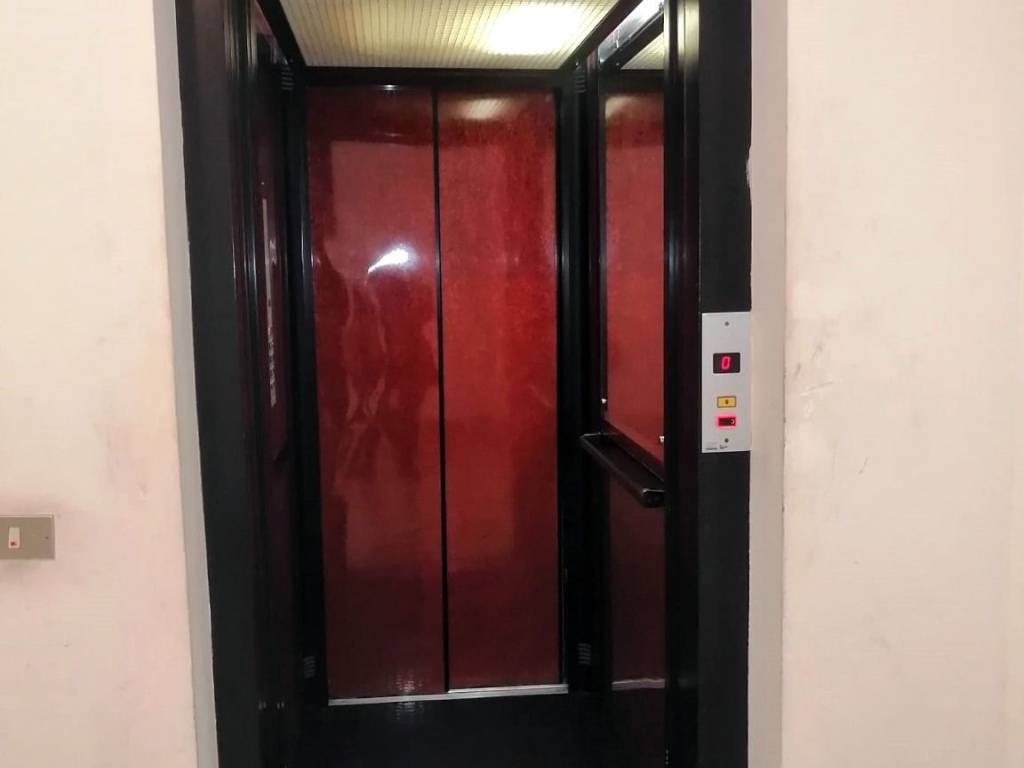 Attico / mansarda a Catanzaro in Via Garibaldi Gariani - Foto 2