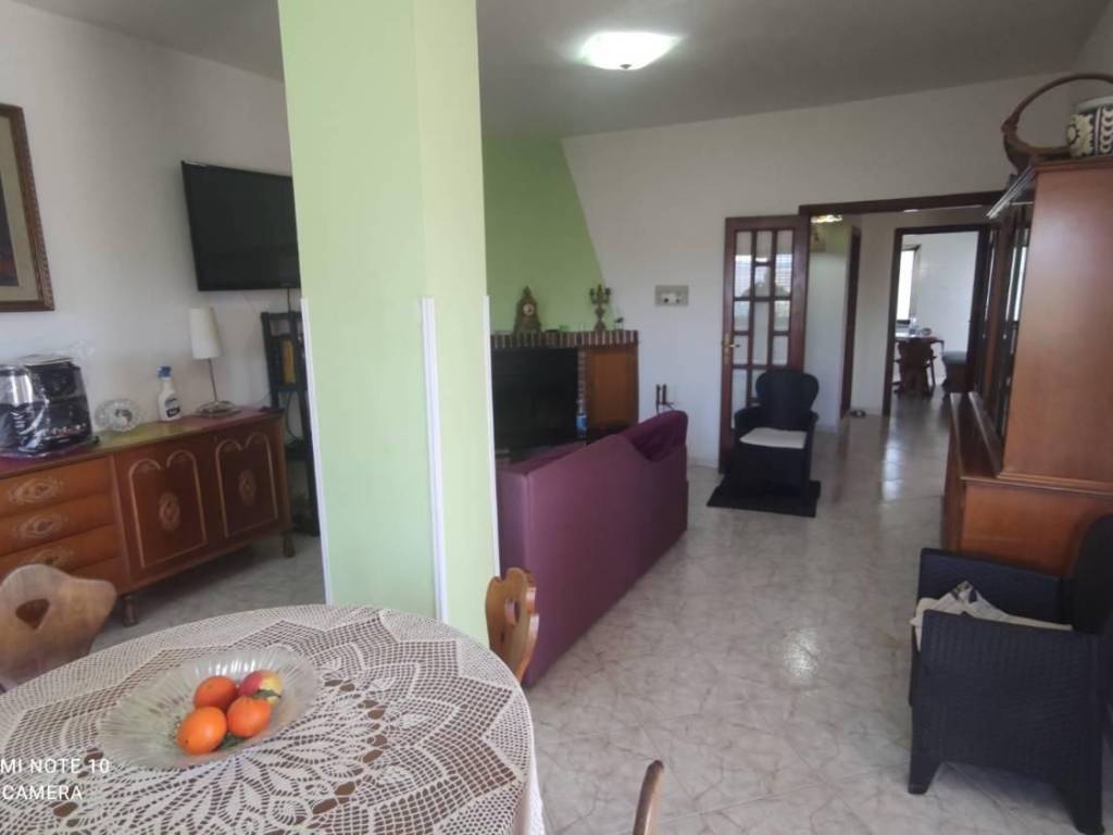 Villa a Montesarchio in fiego basso - Foto 4