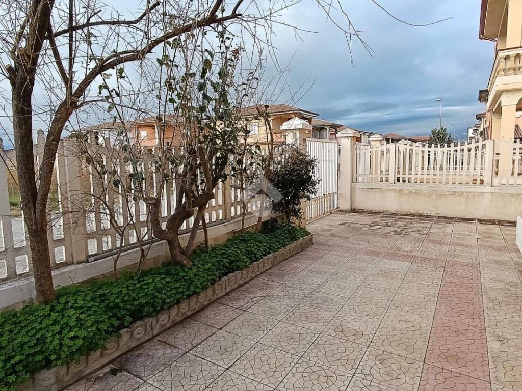 Appartamento a Cutro in Via Losanna, 59 - Foto 2