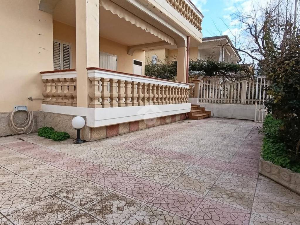 Appartamento a Cutro in Via Losanna, 59 - Foto 4