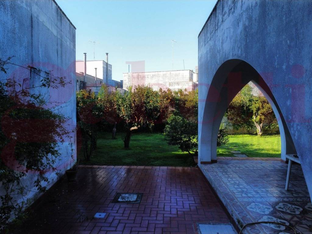 Villa a Guagnano in Piazza Maria Santissima del Rosario - Foto 5