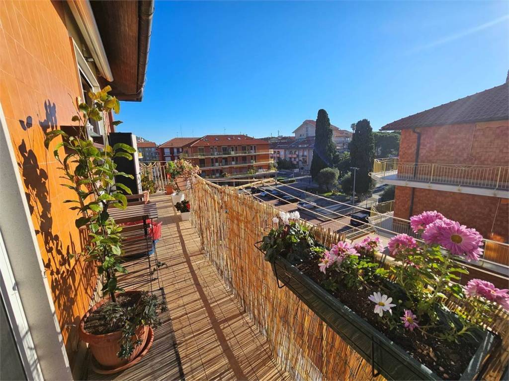 Appartamento a San bartolomeo al mare in Piazza Magnolie, 13 - Foto 4