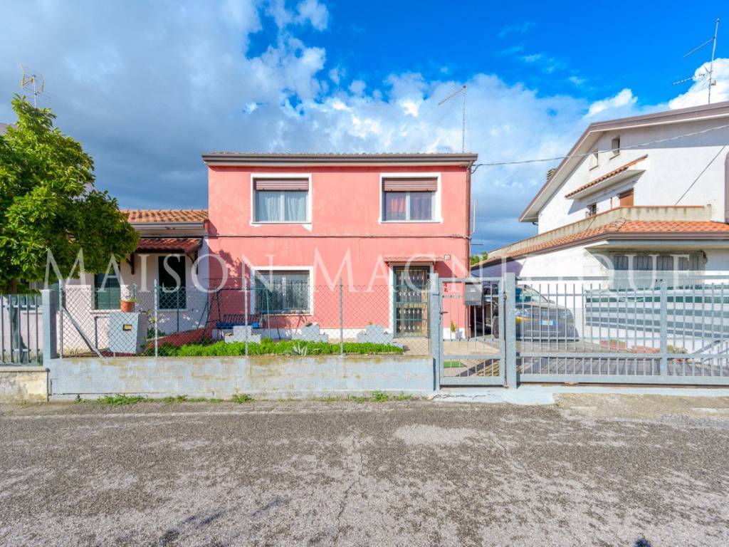 Villa a Mesola in Via Olao Pivari - Foto 3