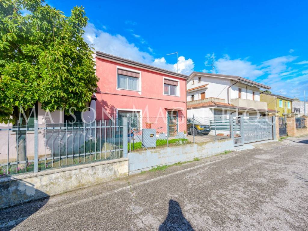 Villa a Mesola in Via Olao Pivari - Foto 4