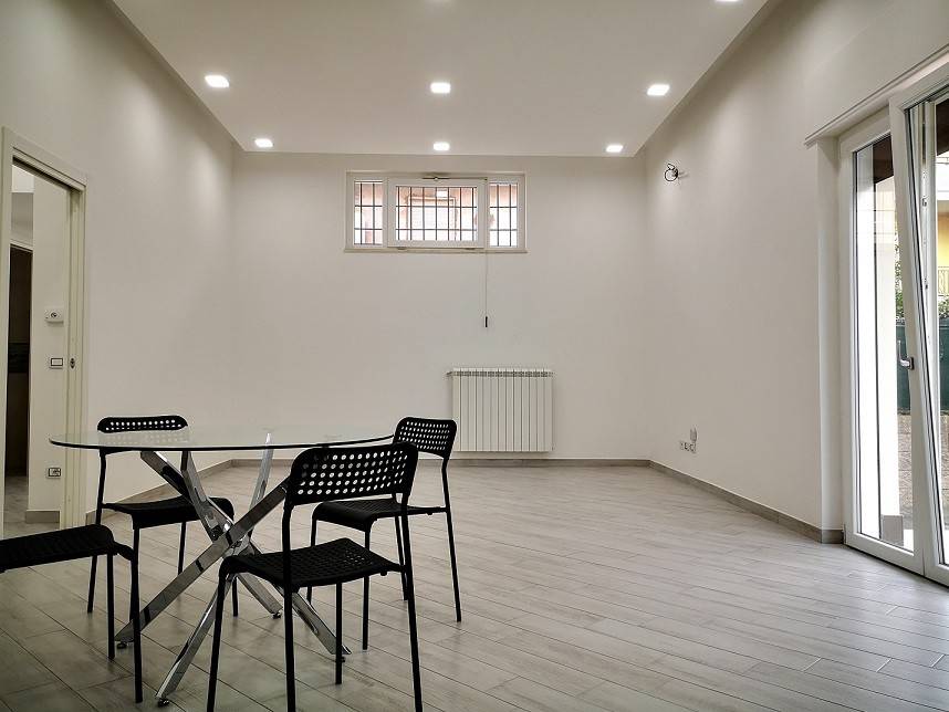 Appartamento a Aprilia in Via Salvatore di Giacomo - Foto 4
