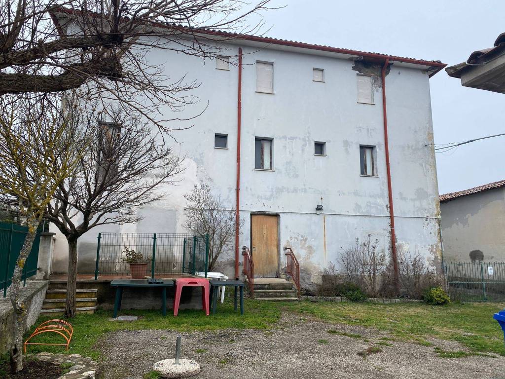 Palazzo / stabile a Longone sabino - Foto 3