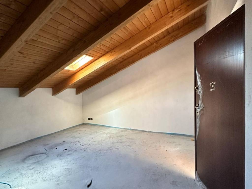 Attico / mansarda a Buttigliera d'asti in Via San Martino - Foto 2