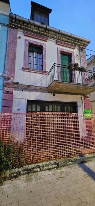 Casa indipendente a Civitanova marche in Strada Statale Adriatica - Foto 5