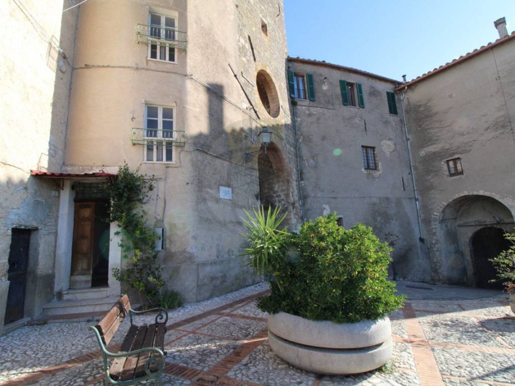 Appartamento a Terni in Piazza Don Gelindo Ceroni, 1 - Foto 2