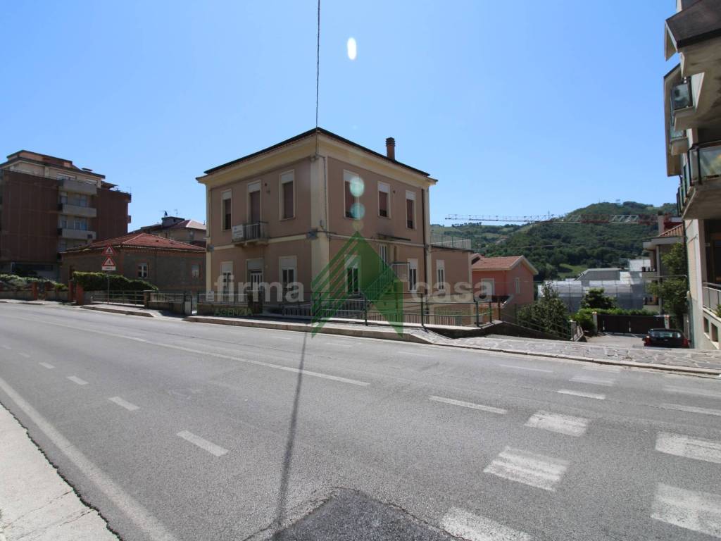 Villa a Teramo in Via Cona, 15 - Foto 3