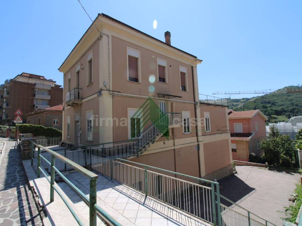 Villa a Teramo in Via Cona, 15 - Foto 4