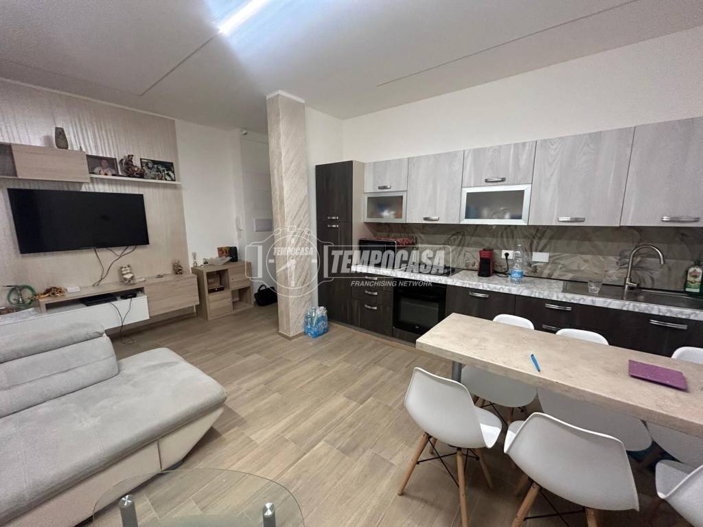 Appartamento a Asti in Via Ferdinando Gabotto 19 - Foto 2