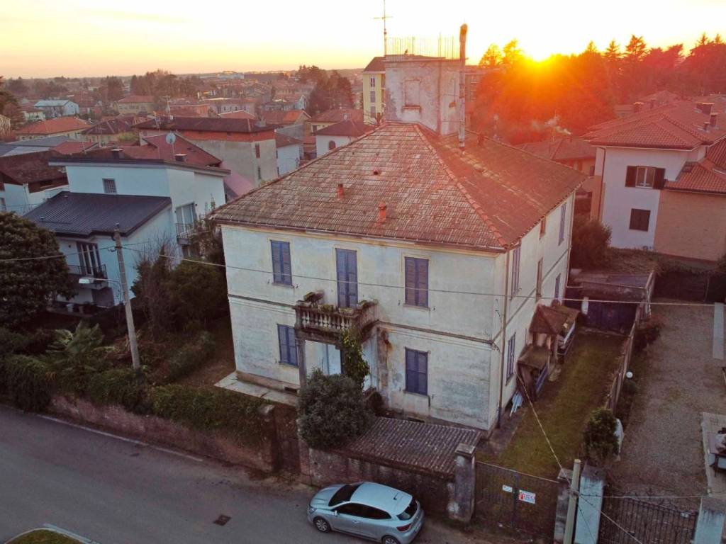 Villa a Tradate in Via Premuda, 1 - Foto 2