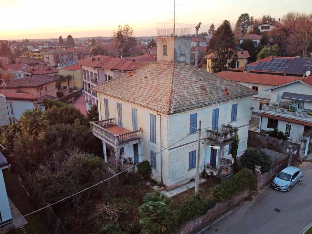 Villa a Tradate in Via Premuda, 1 - Foto 3
