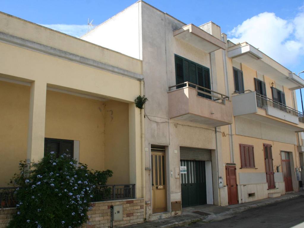 Casa indipendente a Presicce-acquarica in Via XXV Luglio, 43 - Foto 2