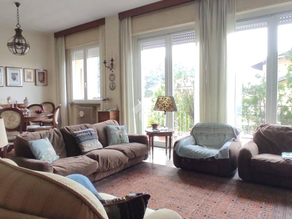 Casa indipendente a Lonate pozzolo in Via Leopardi, 5 - Foto 4