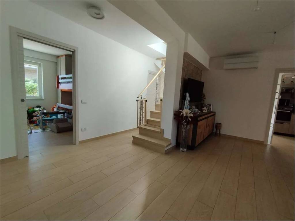 Villa a Formia in Via Santo Janni S.N.C. - Foto 2