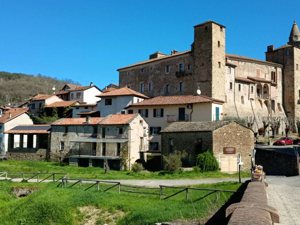 Casa indipendente a Monastero bormida in Via Benedetto Cairoli, 15 - Foto 2