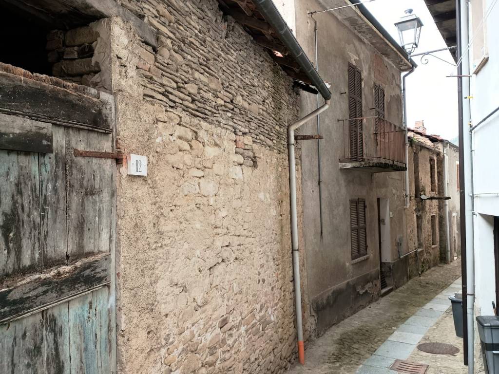 Casa indipendente a Monastero bormida in Via Benedetto Cairoli, 15 - Foto 3