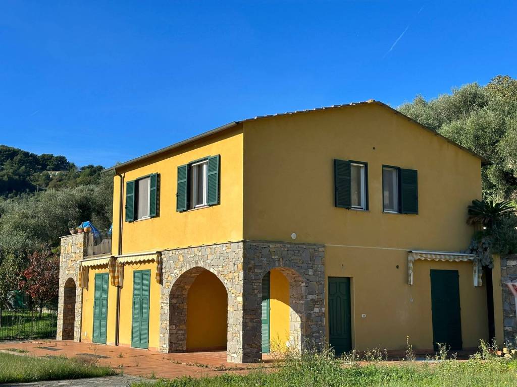 Villa a Diano marina in Via Ca' Sottane - Foto 2