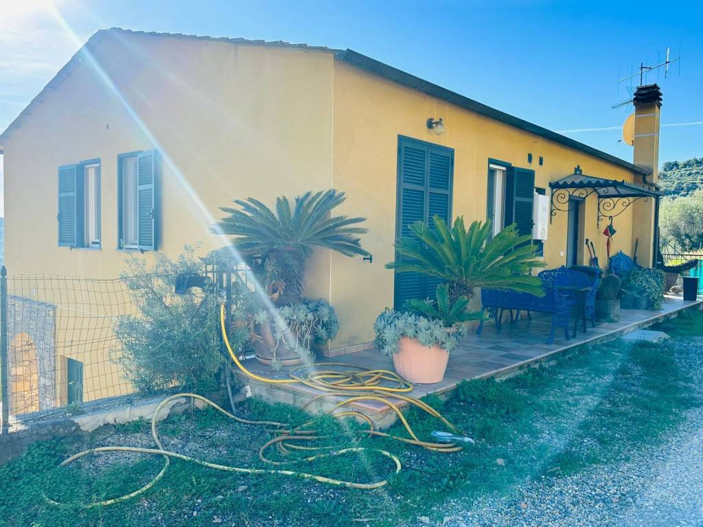 Villa a Diano marina in Via Ca' Sottane - Foto 3