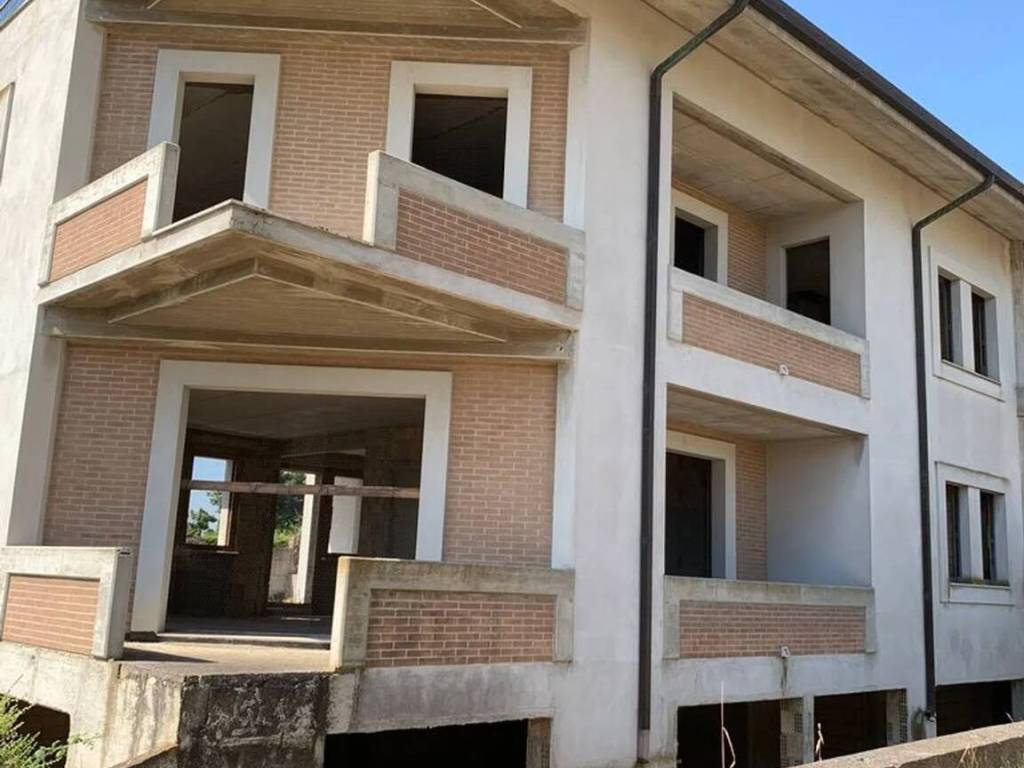 Villa a Città sant'angelo in Via Leonardo Petruzzi S.N.C. - Foto 4