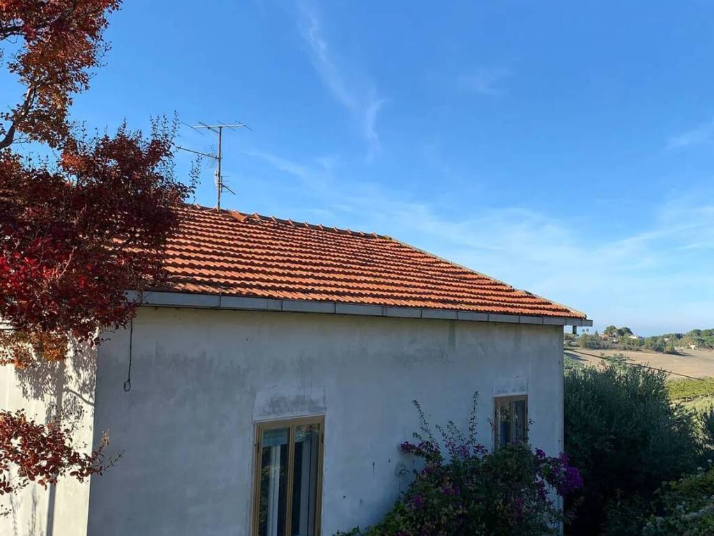 Villa a Pescara in Strada Colle Renazzo S.N.C. - Foto 3