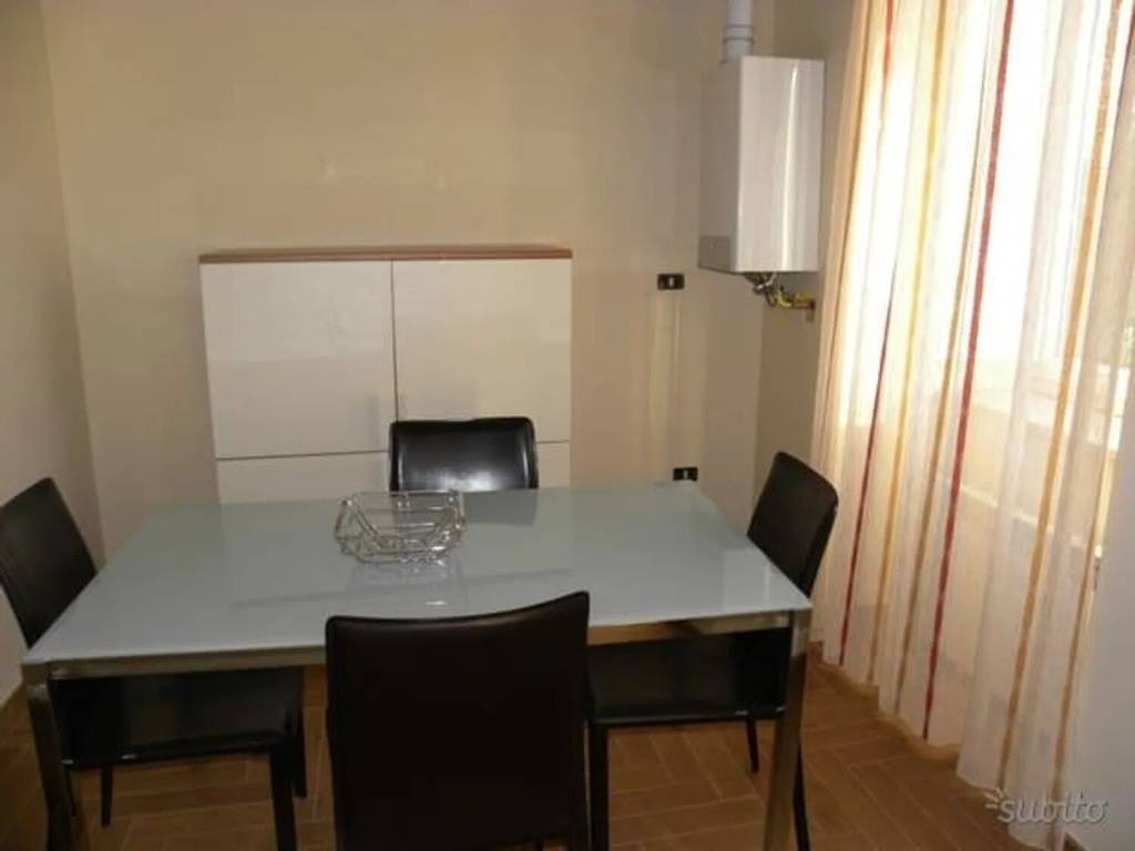 Appartamento a Vibo valentia in Piazza San Leoluca, 2 - Foto 2