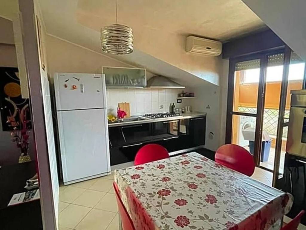 Appartamento a Vibo valentia in Via Moderata Durant, 41 - Foto 4