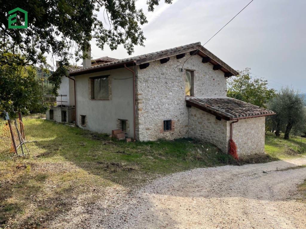 Rustico / casale a Amelia in Strada Porchiano Attigliano - Foto 2