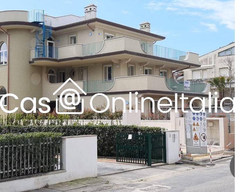 Appartamento a Viareggio in Via Vittorio Alfieri, 24 - Foto 2