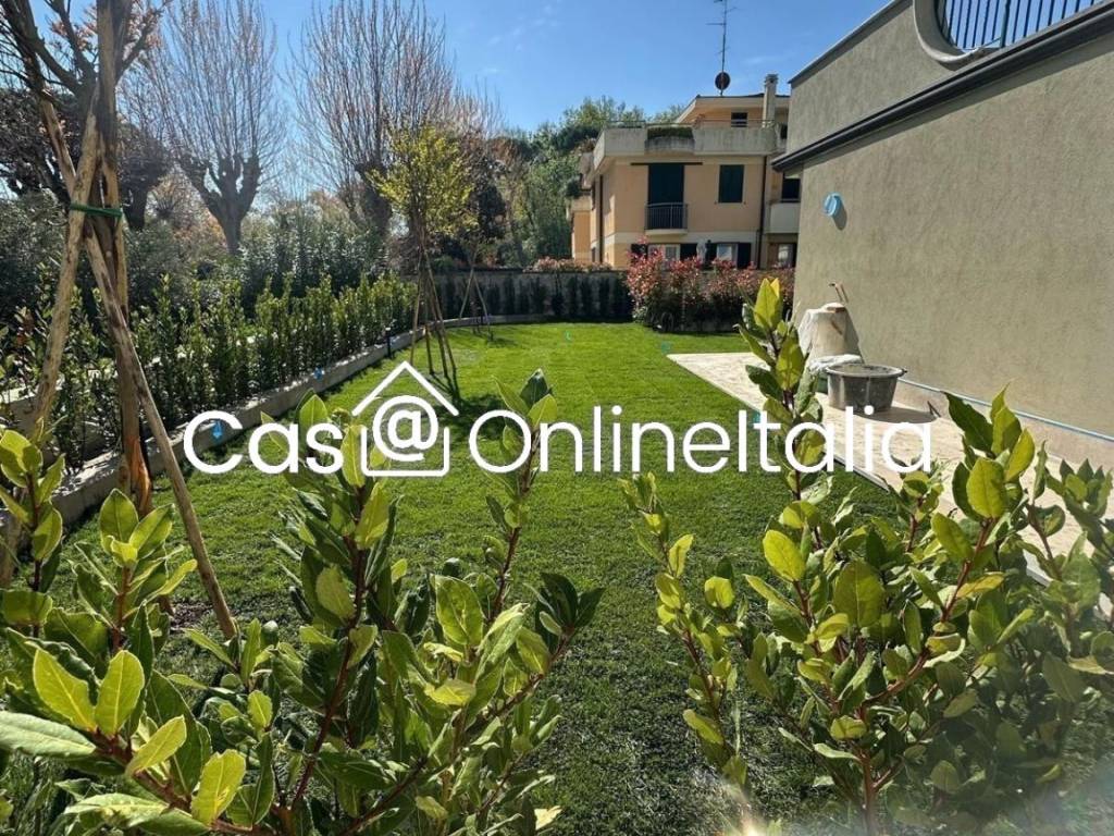 Appartamento a Viareggio in Via Vittorio Alfieri, 24 - Foto 4