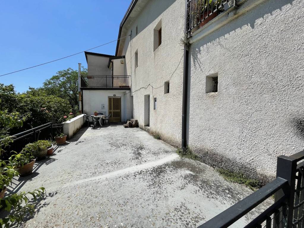 Villa a Colle san magno in Via Lago - Foto 4