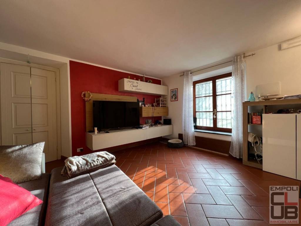 Appartamento a San giuliano terme in Via Giovanni Battista Niccolini, , 25 - Foto 2