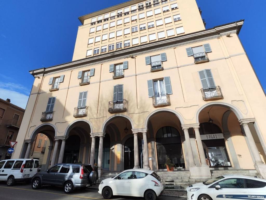 Immobile a Stradella in Piazza Vittorio Veneto - Foto 2