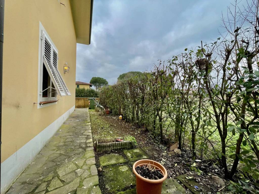 Villa a Porcari in Via Giacomo Puccini, 2922, 55016 Porcari LU - Foto 3
