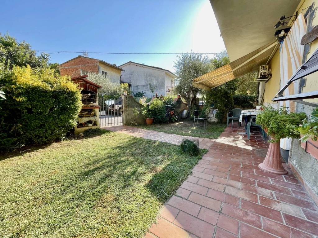 Appartamento a Porcari in Via Pacconi, 121, 55016 Porcari LU - Foto 5