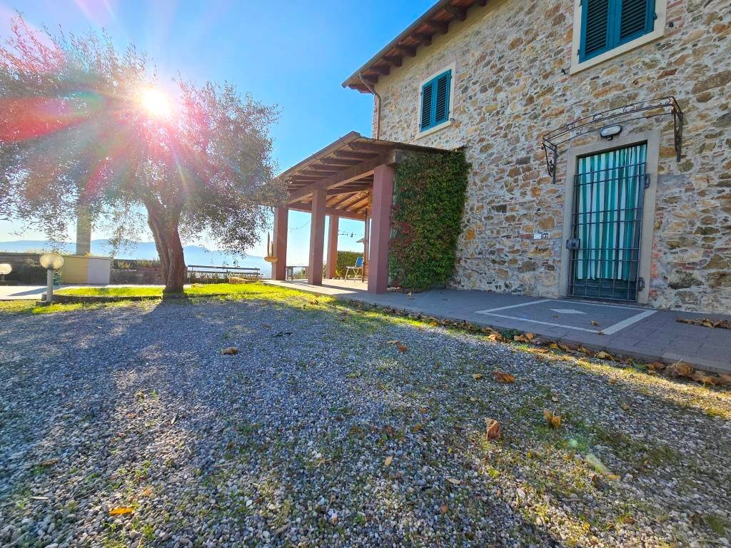 Rustico / casale a Capannori in Via di Tofori - Foto 2