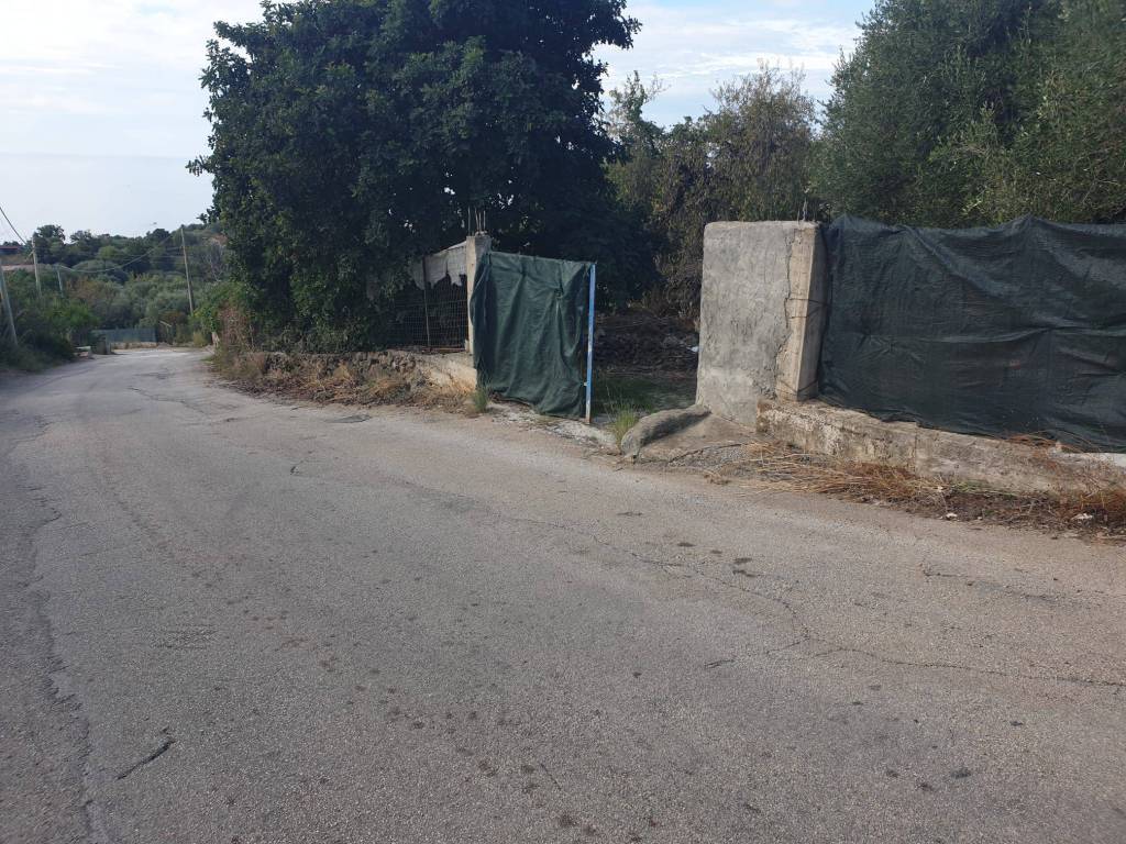 Terreno a Camerota in Via Monte di Luna - Foto 2