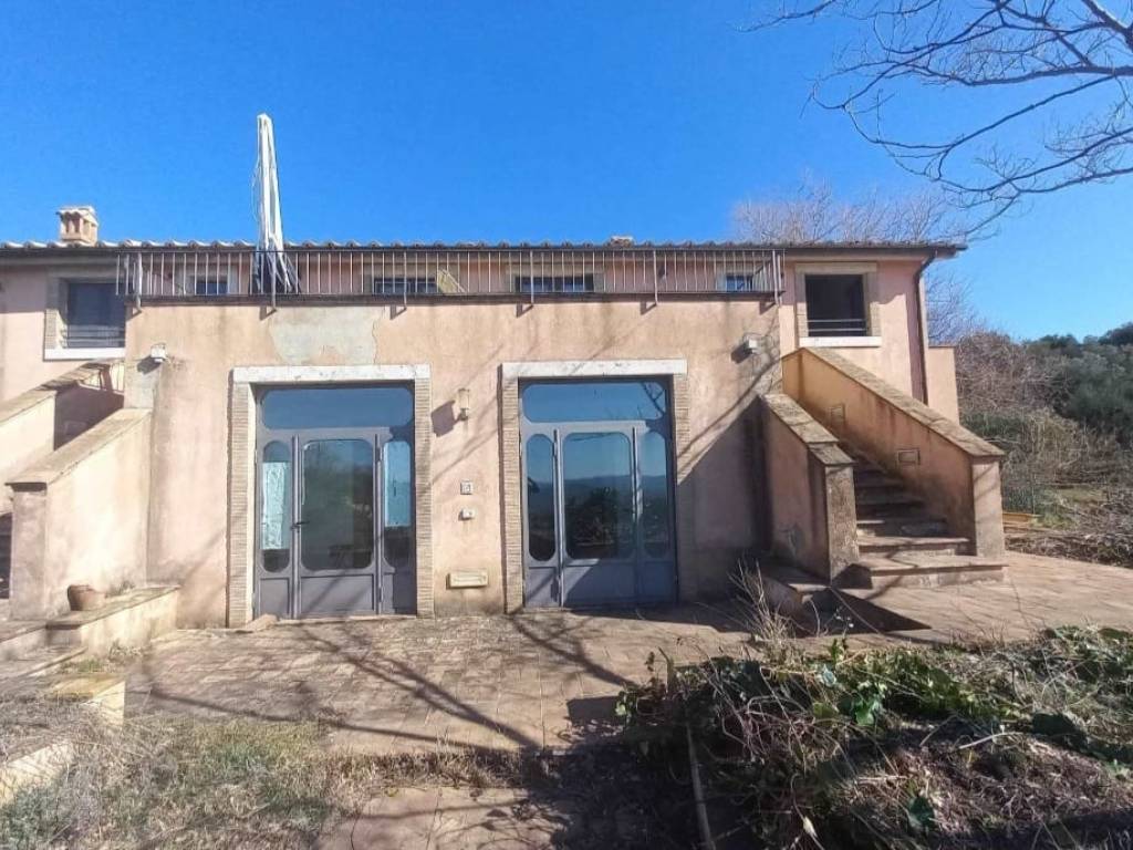 Casa indipendente a Semproniano in Strada Provinciale di Fibbianello - Foto 2