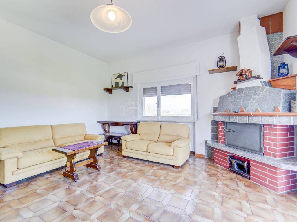 Appartamento a Brebbia in Via Vignetta - Foto 2