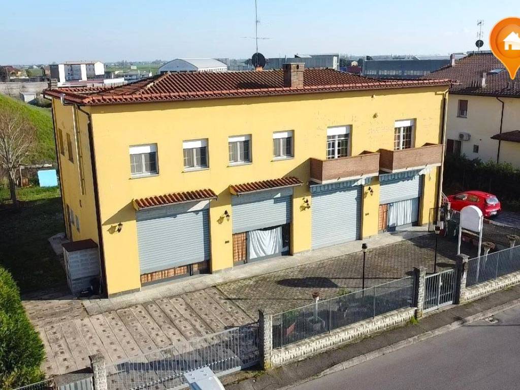 Immobile a Poggio renatico in Via dell'Artigianato, 46 - Foto 2