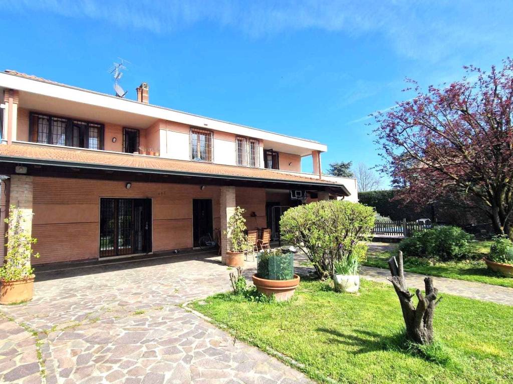 Villa a Granarolo dell'emilia in Via Viadagola - Foto 2