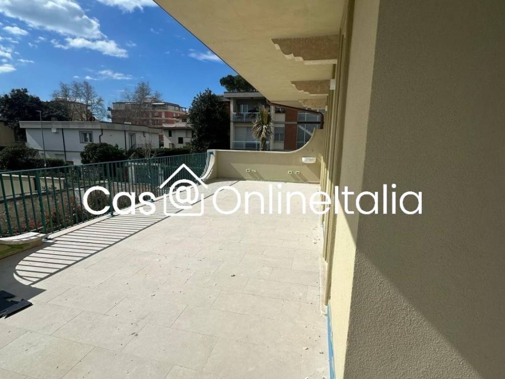 Appartamento a Viareggio in Via Vittorio Alfieri, 24 - Foto 4